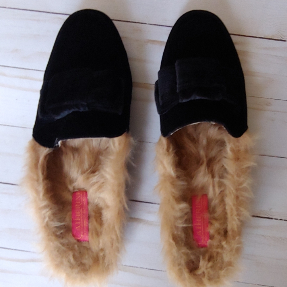 SOLDCatherine Malandrino Furrow Black Velvet Mules - Picture 3 of 7